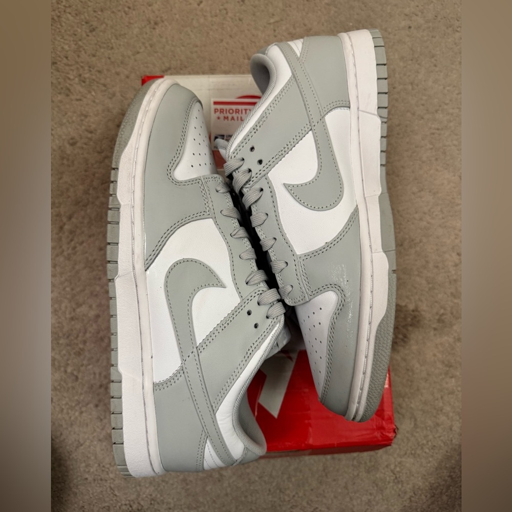 Men’s nike grey fog dunk low